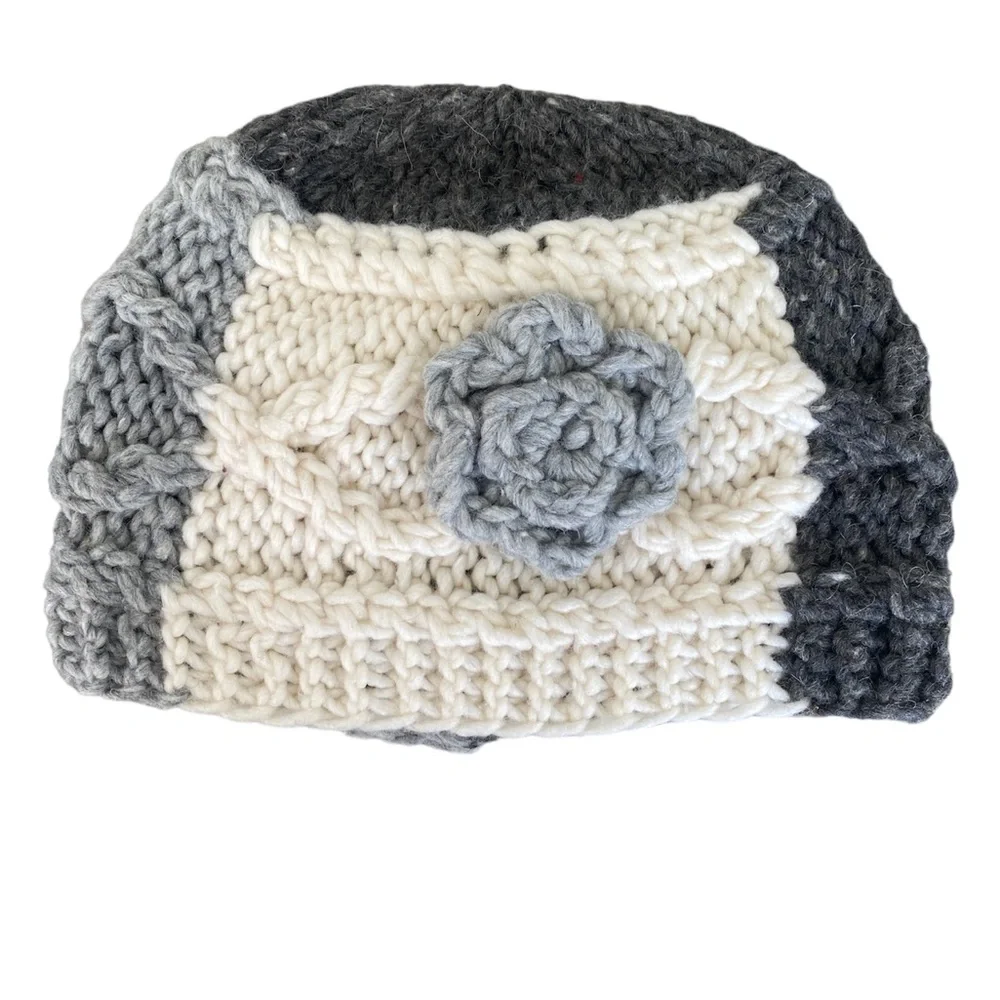 GIRL'S HANDMADE KNITTED HAT